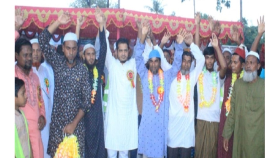 বগুড়া নন্দীগ্রামে বিএনপির অর্ধশতাধিক নেতাকর্মী আনুষ্ঠানিক ভাবে জামায়াতে ইসলামীতে যোগদান